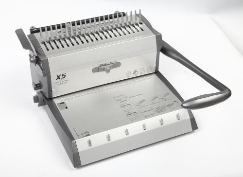 Binding machine X5 - for 3:1 and plastic combs