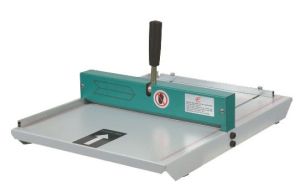 FRONT 18 C - Manual Paper Perforator Function